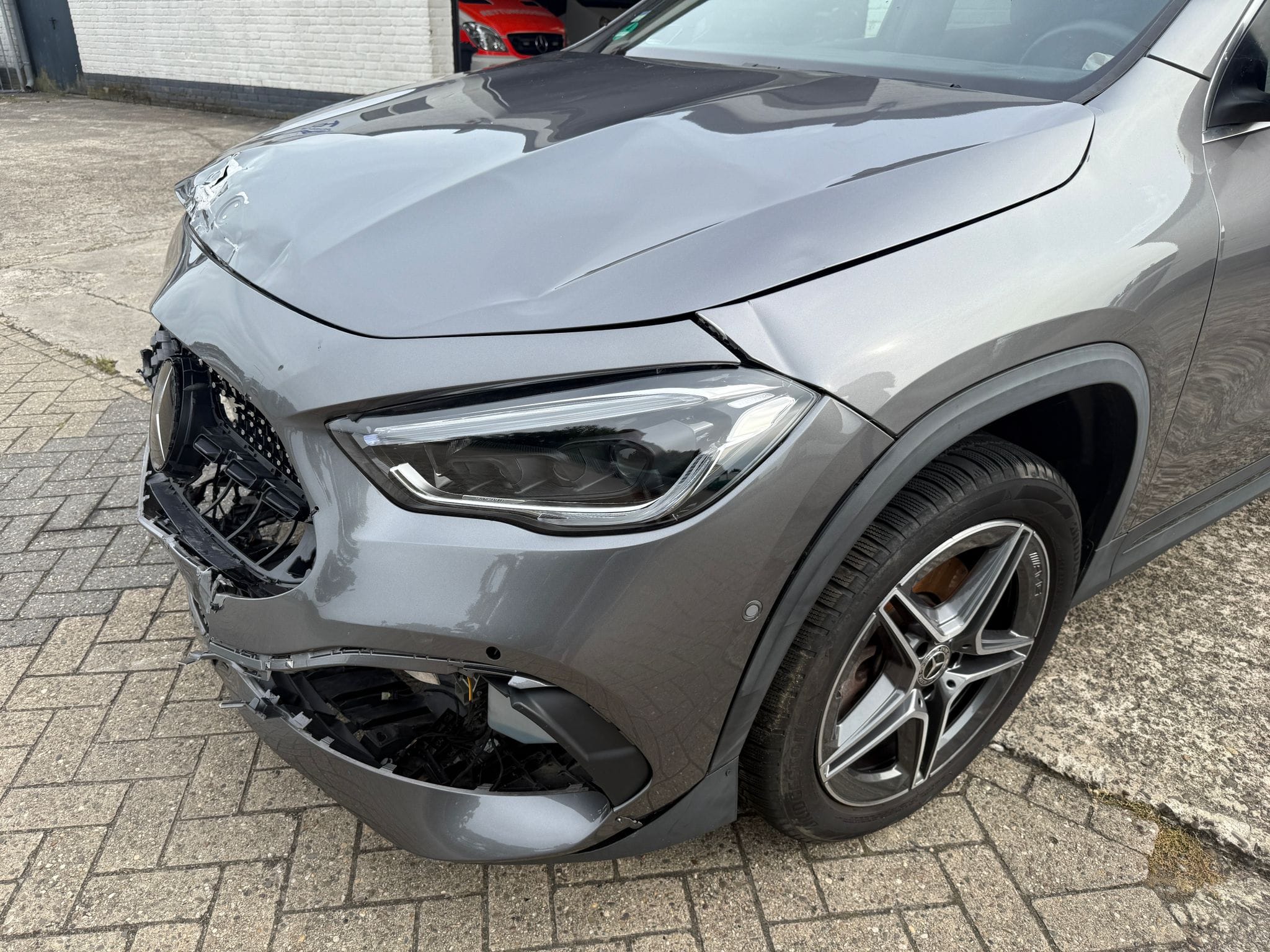 Mercedes-Benz GLA 250 e Leder Navi AHK.Ambiente
